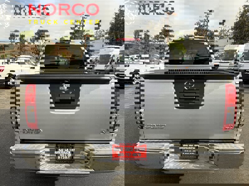 Used 2017 Nissan Frontier SV image 7