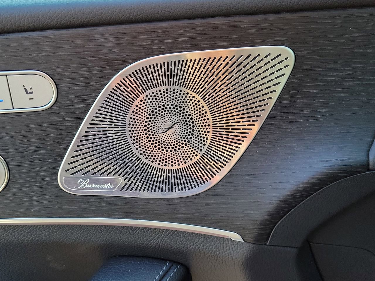 Used 2025 Mercedes-Benz GLE 350 4MATIC image 25