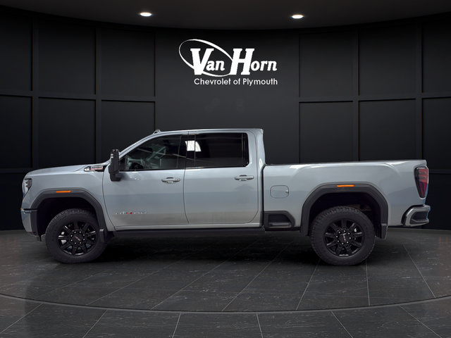 Used 2024 GMC Sierra 2500 AT4 w/ AT4 Premium Plus Package AWD/4WD image 4