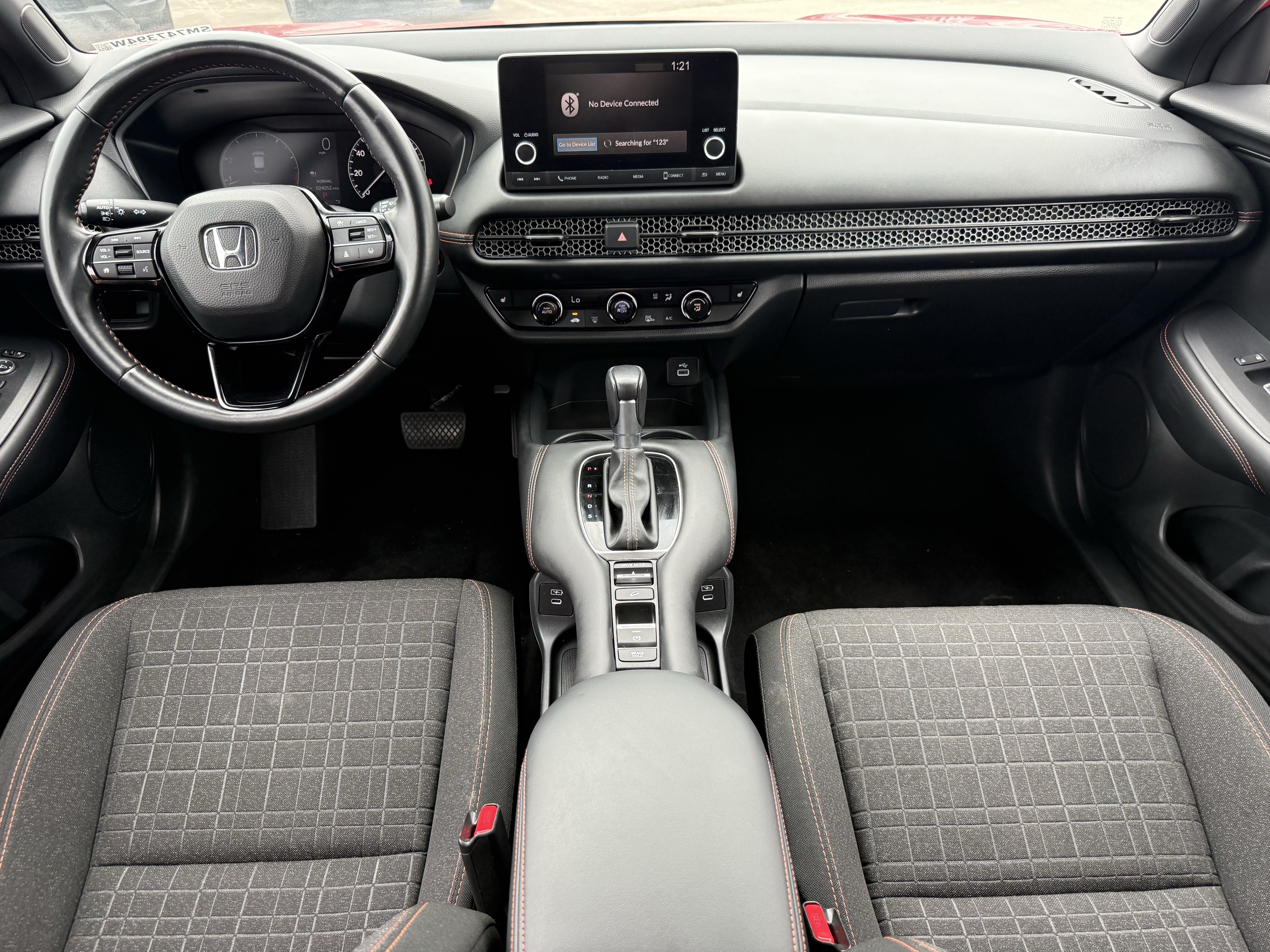 Used 2025 Honda HR-V Sport image 13