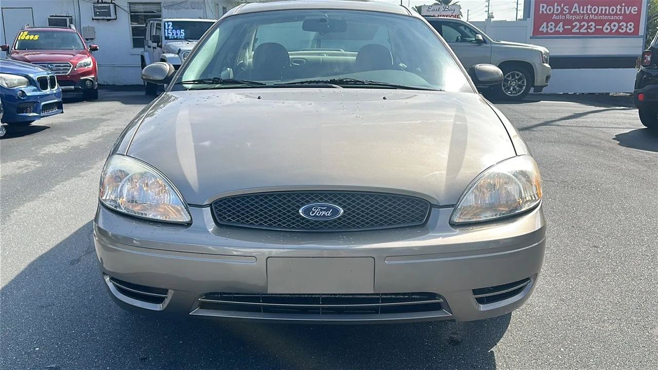 Used 2006 Ford Taurus SEL FWD image 4