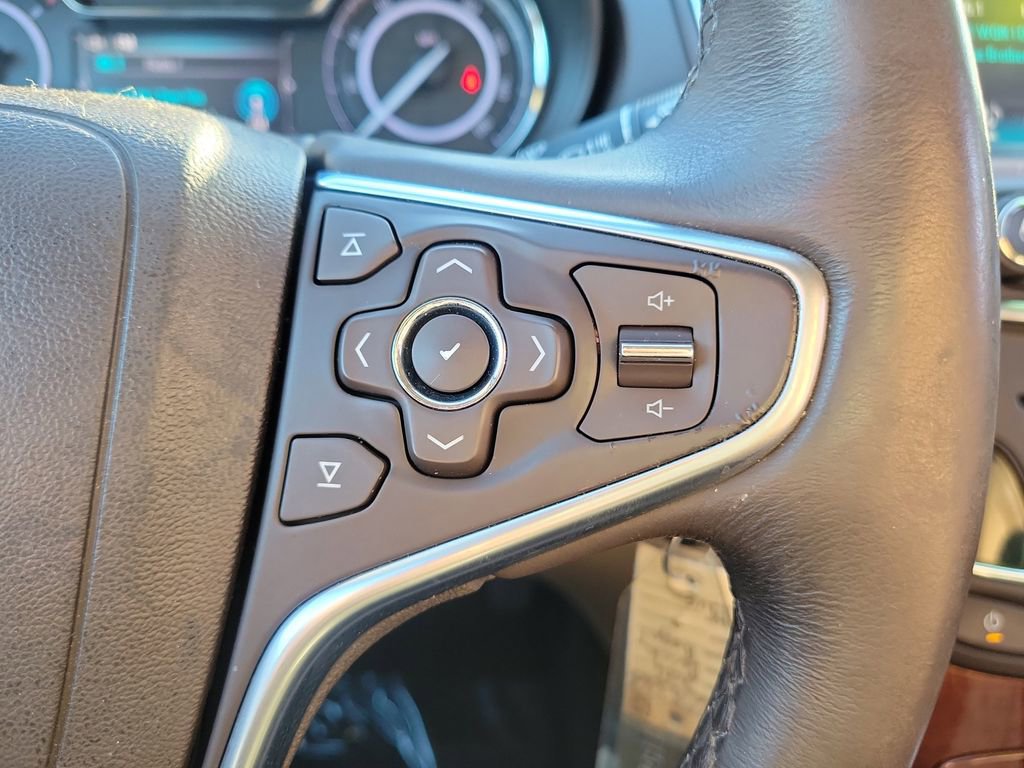 Used 2016 Buick Regal image 22