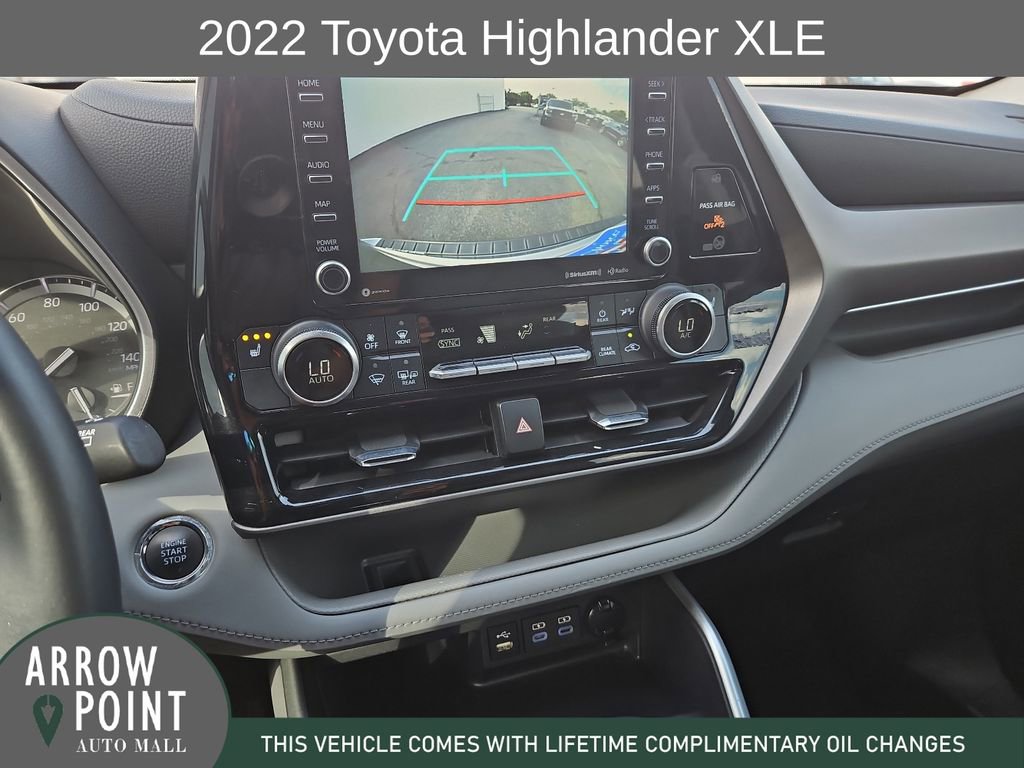 Used 2022 Toyota Highlander XLE image 23