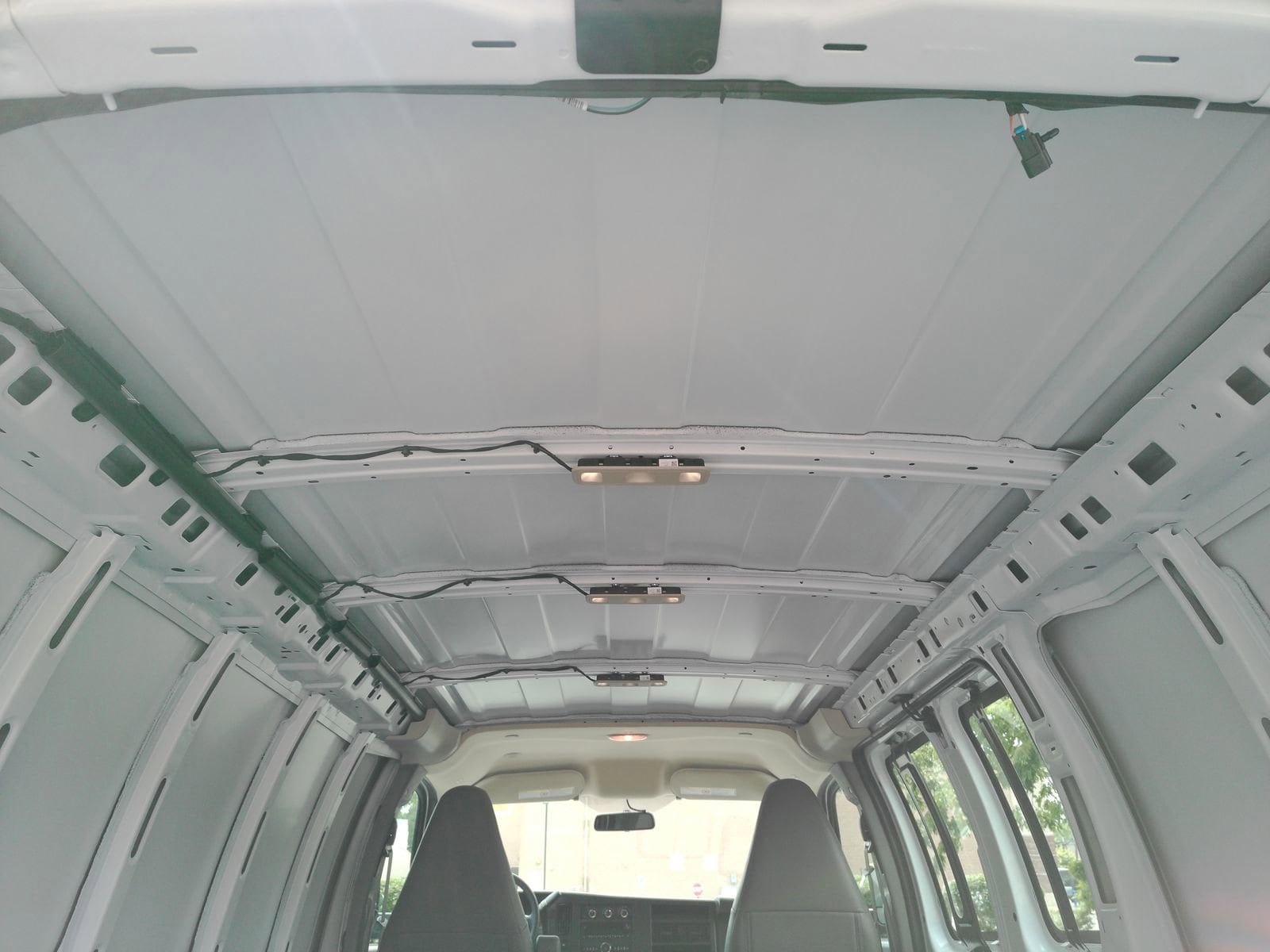 Certified 2025 Chevrolet Express 2500 w/ Driver Convenience Package RWD image 10