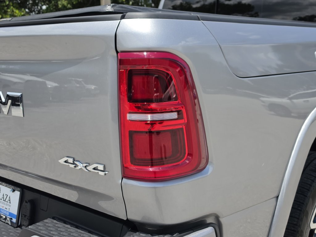 Used 2025 RAM 1500 Limited w/ Trailer Tow Group AWD/4WD image 8