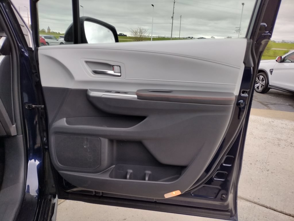 Used 2021 Toyota Sienna XSE AWD/4WD image 33