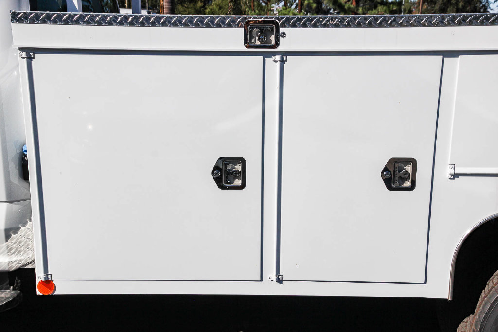 New 2025 Ford F450 XL w/ XL Chrome Package RWD image 11