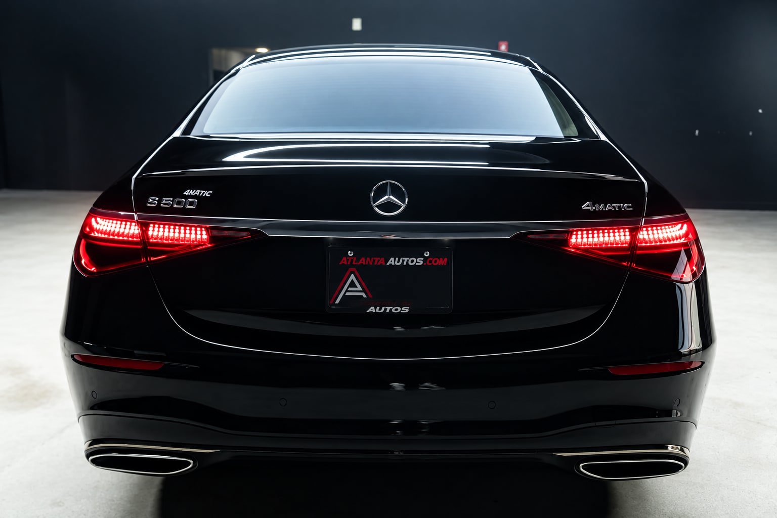 Used 2023 Mercedes-Benz S 500 4MATIC w/ AMG Line image 9