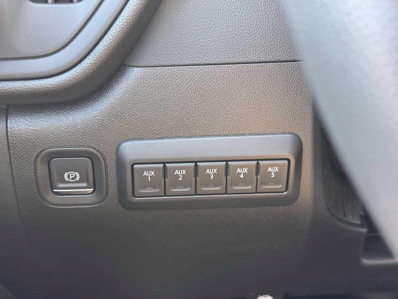New 2026 Chevrolet Silverado 3500 W/T w/ WT Convenience Package AWD/4WD image 12