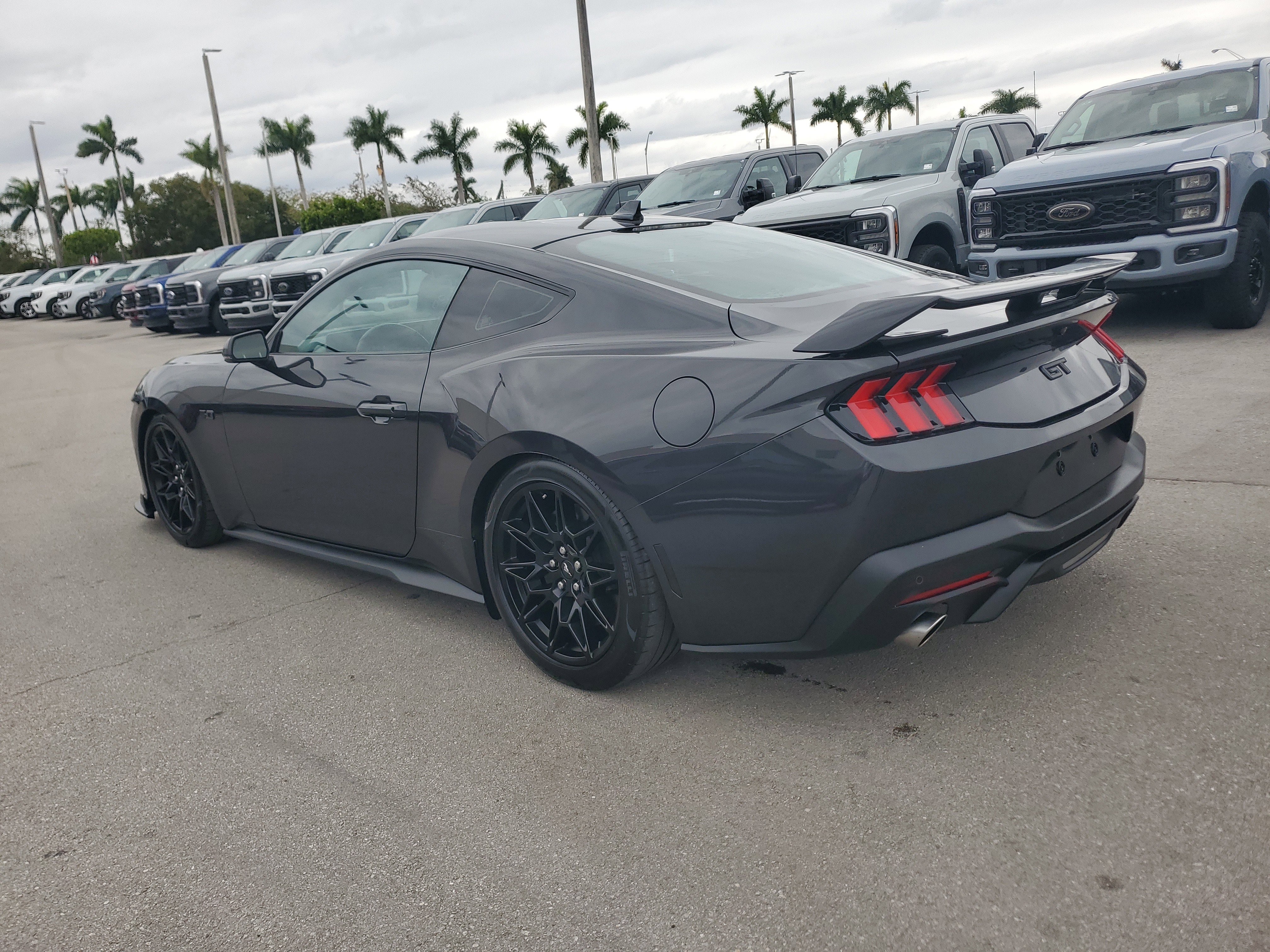 Used 2024 Ford Mustang GT Premium image 7