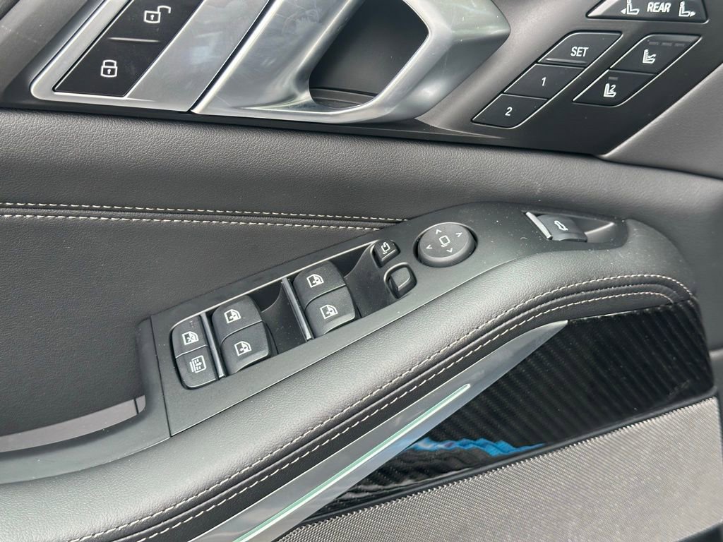 New 2026 BMW X7 M60i image 21