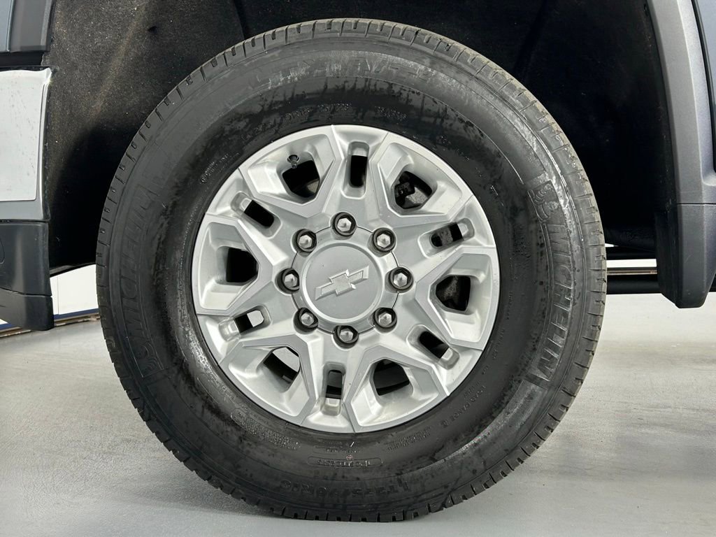 Used 2020 Chevrolet Silverado 2500 LTZ w/ LTZ Plus Package image 36