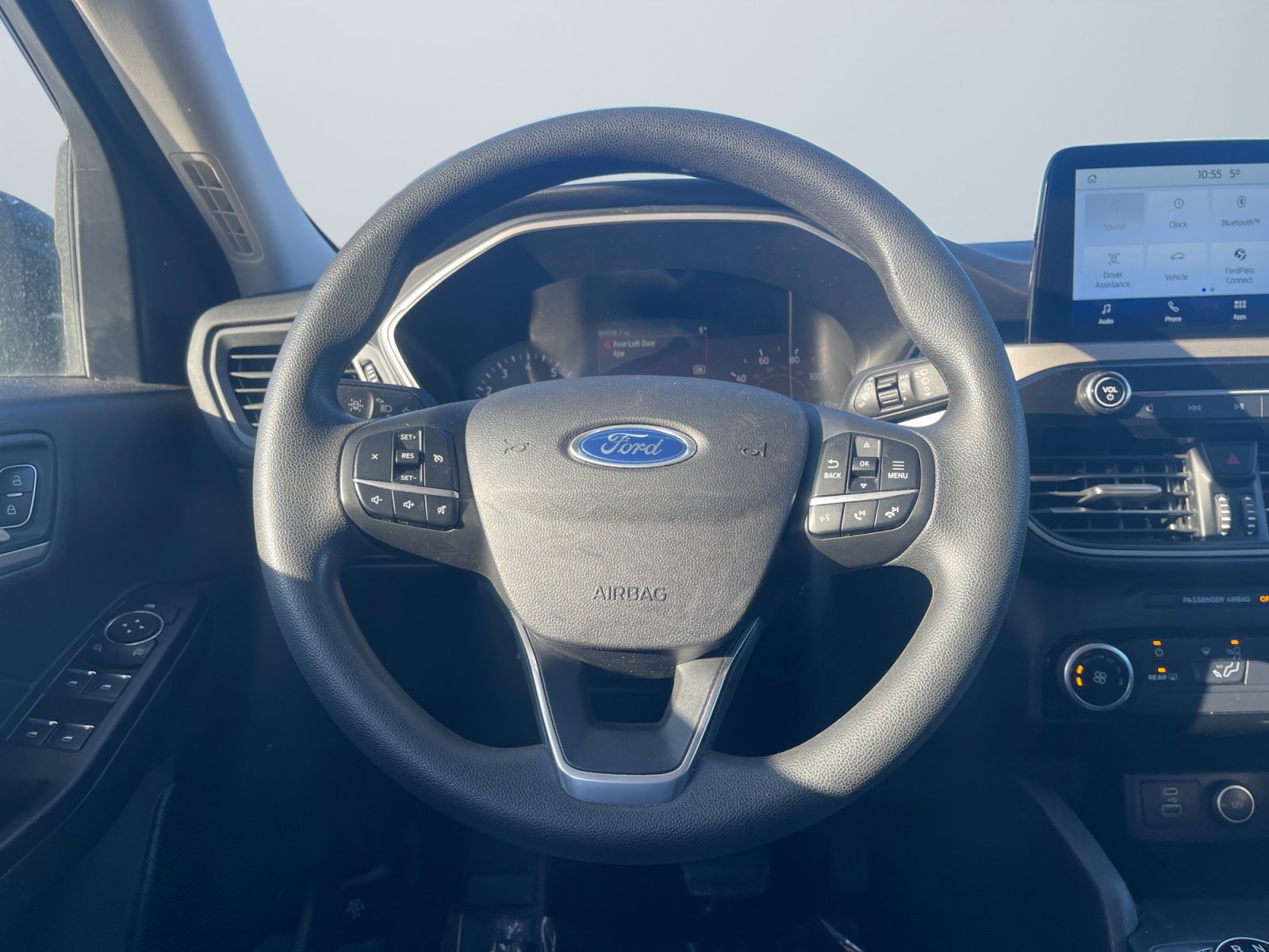 Used 2021 Ford Escape SE image 13