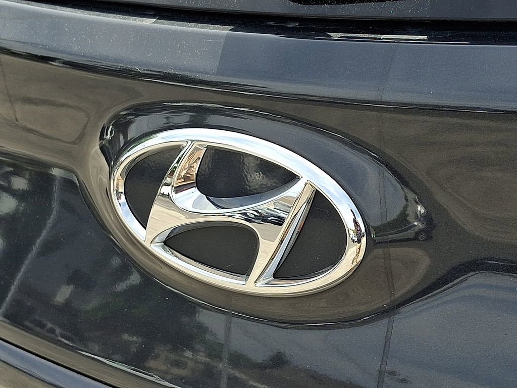 Used 2023 Hyundai Kona SEL AWD/4WD image 34