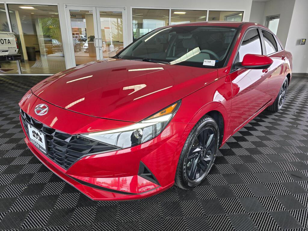 Used 2023 Hyundai Elantra Blue FWD image 7