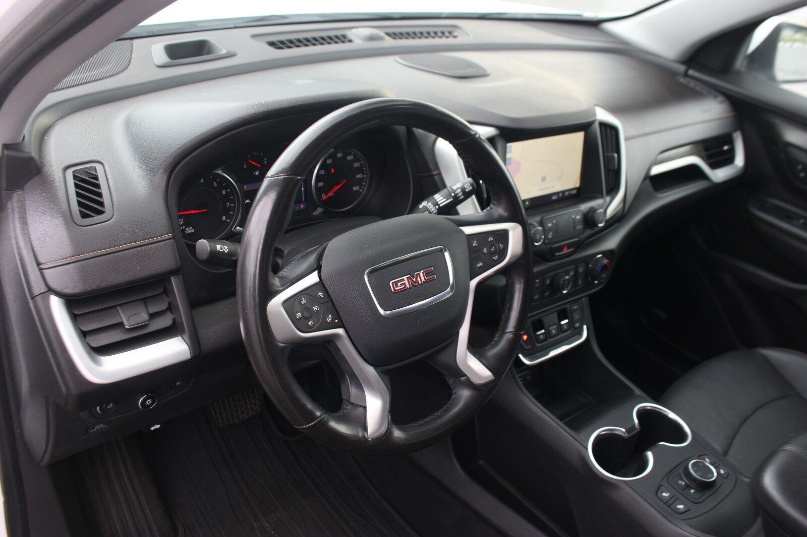 Used 2020 GMC Terrain SLT w/ Preferred Package AWD/4WD image 18