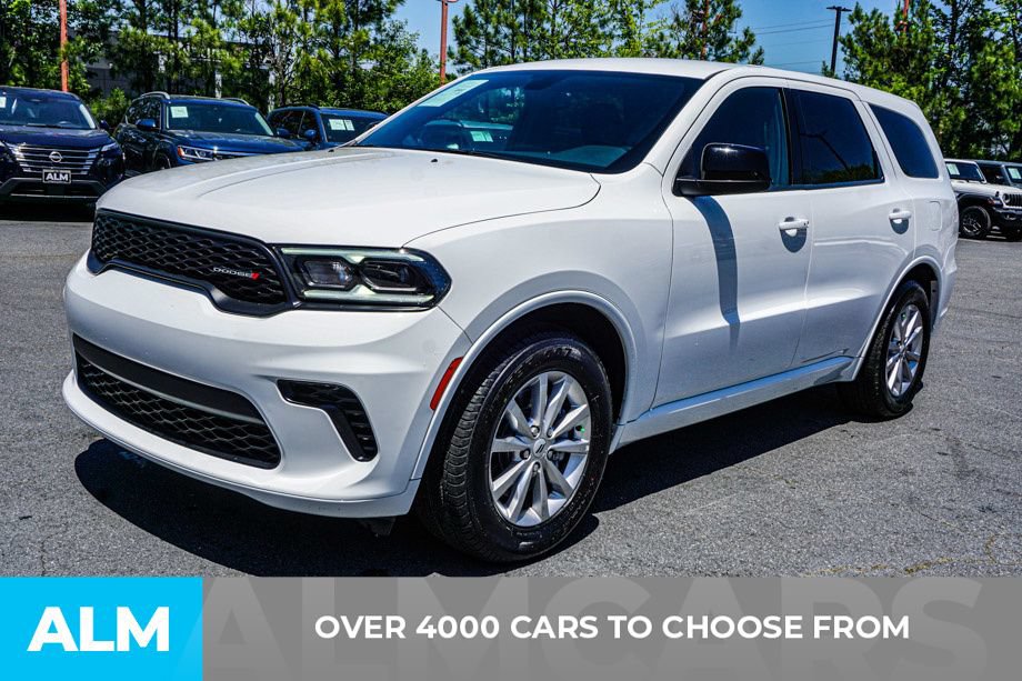 Used 2025 Dodge Durango GT RWD image 2