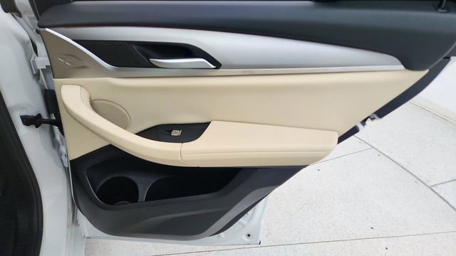 Used 2025 BMW X4 xDrive30i image 29