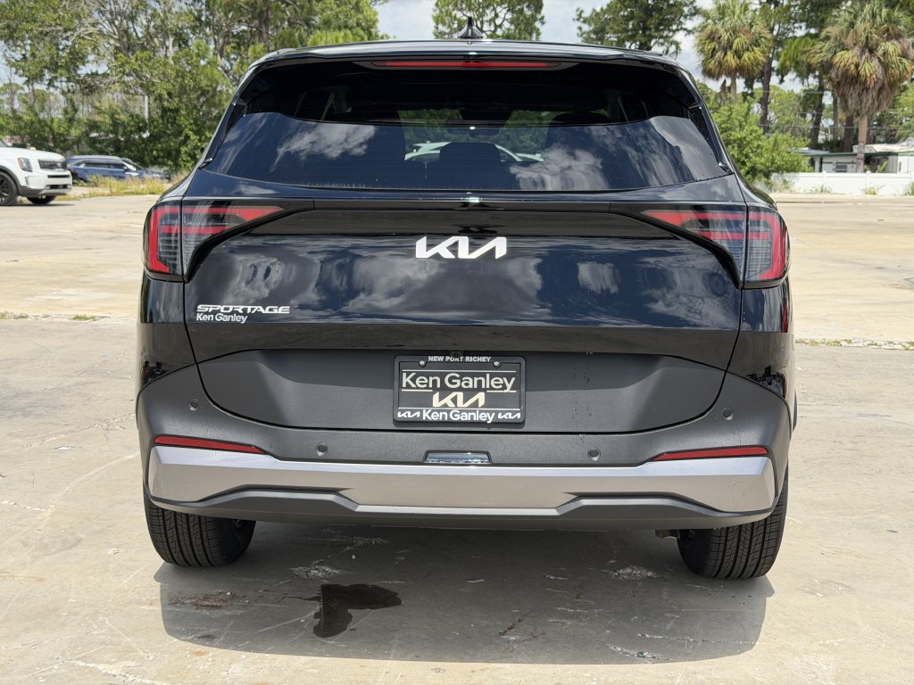 New 2027 Kia Sportage EX FWD image 5