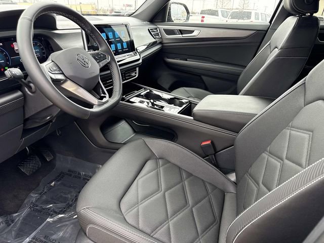Certified 2025 Volkswagen Atlas Cross Sport SE image 12