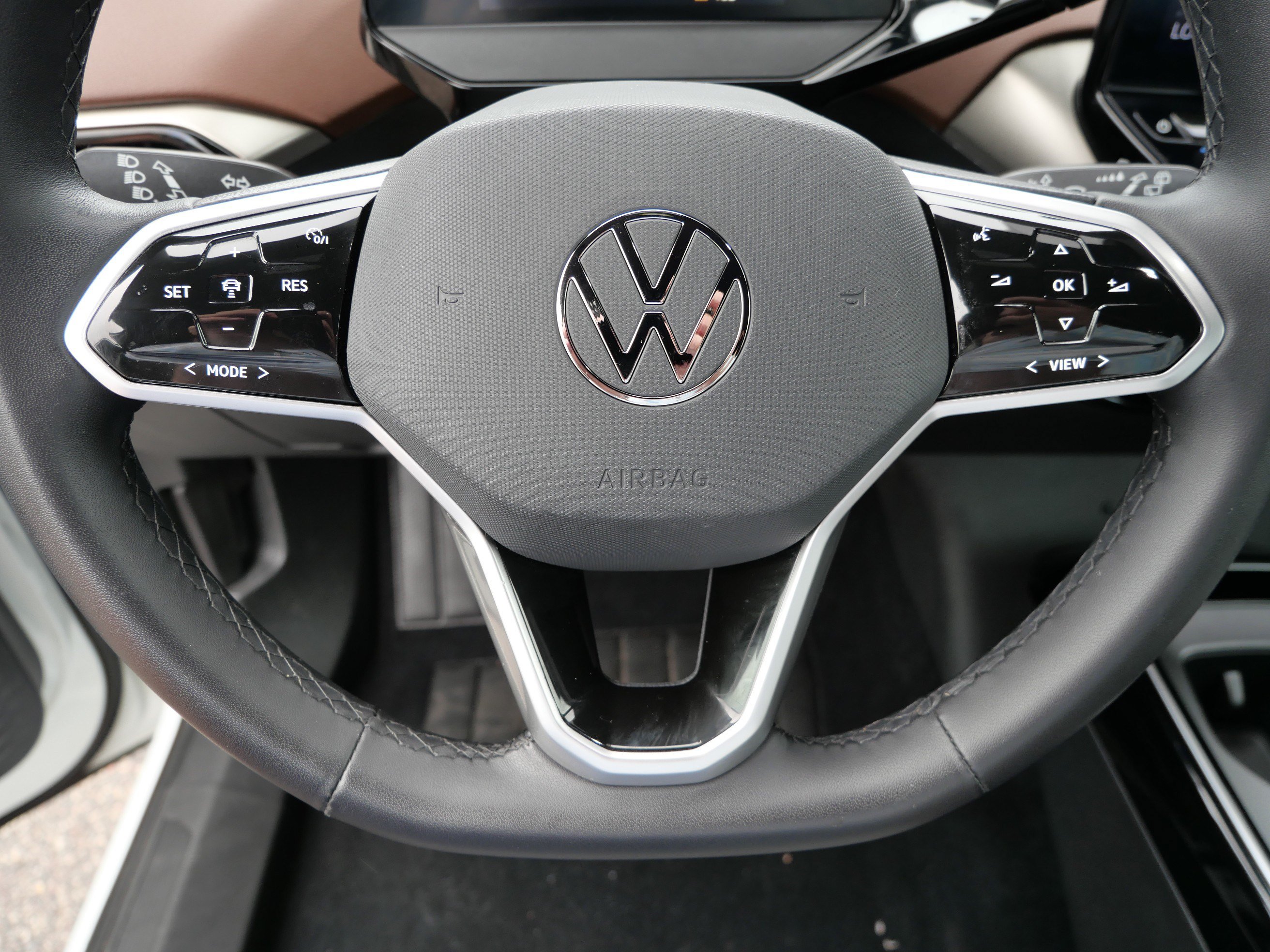 Certified 2023 Volkswagen ID.4 Pro AWD/4WD image 25
