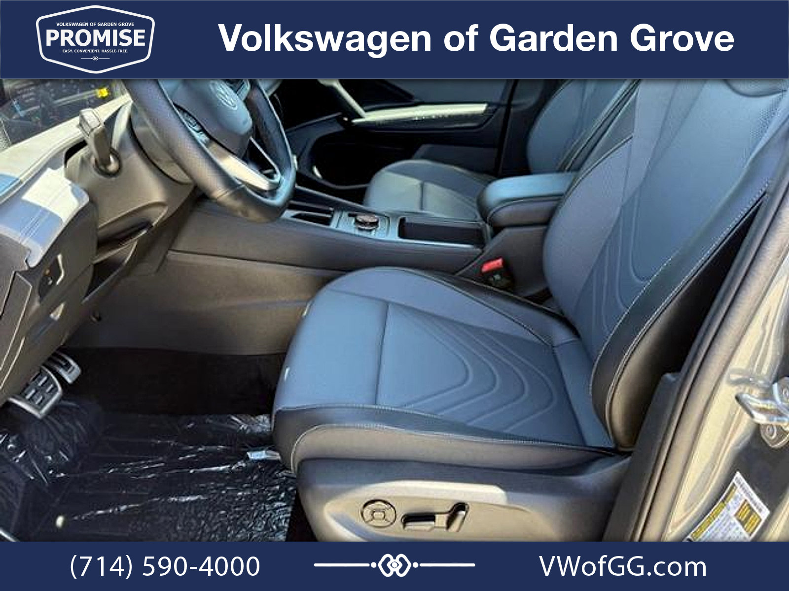 New 2026 Volkswagen Tiguan SE R-Line FWD image 12