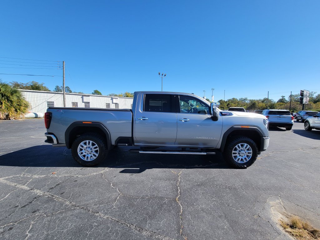 Used 2024 GMC Sierra 2500 SLT w/ SLT Premium Package AWD/4WD image 6
