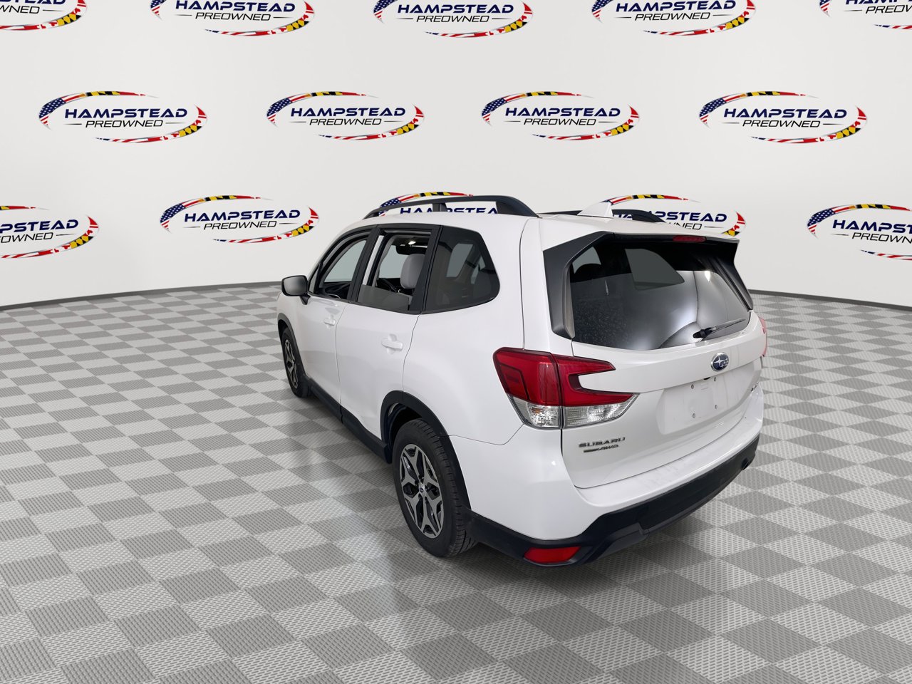 Used 2021 Subaru Forester Premium AWD/4WD image 6