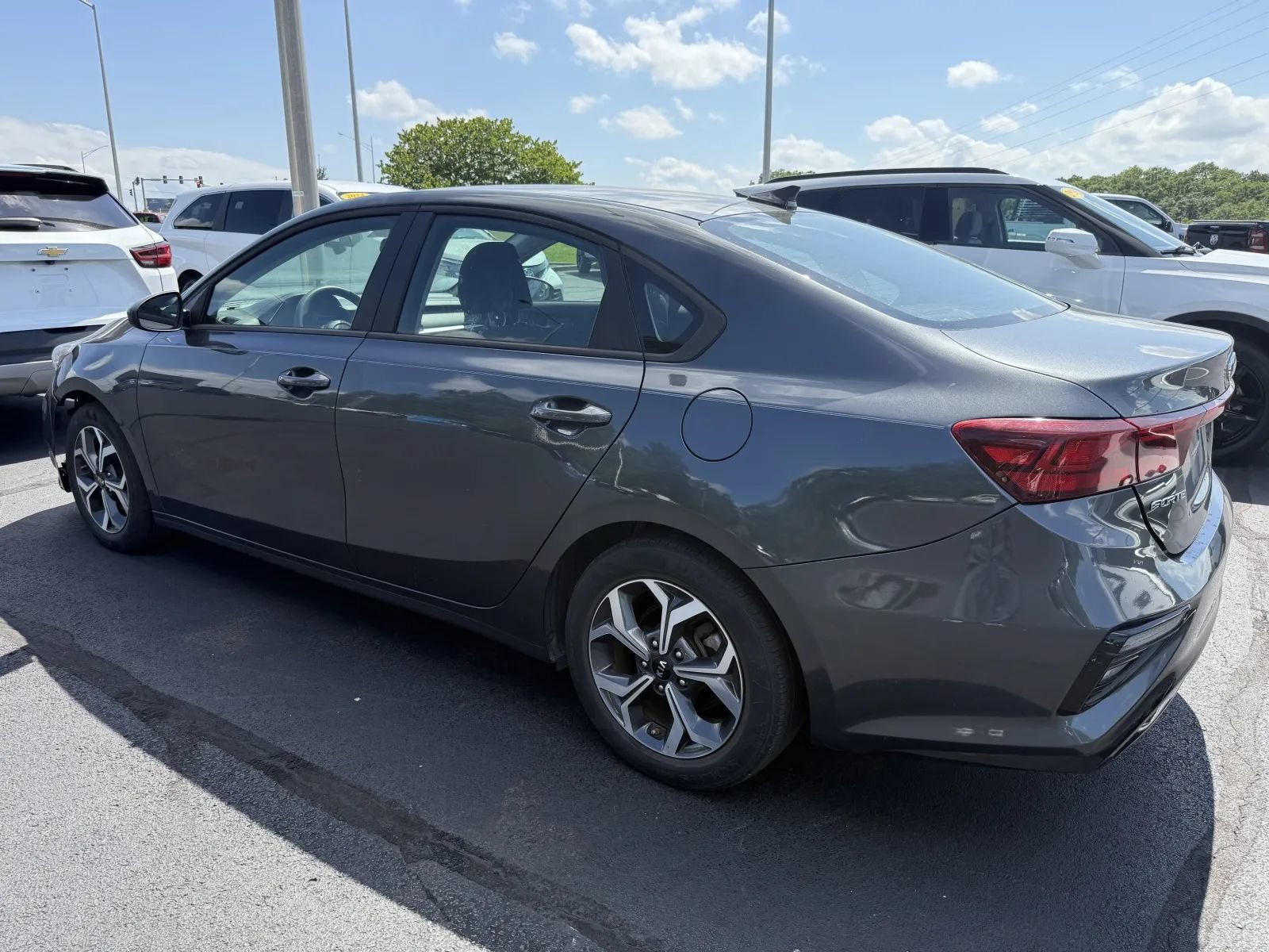 Used 2021 Kia Forte LXS FWD image 2
