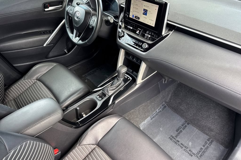 Certified 2024 Toyota Corolla Cross AWD Hybrid w/ Convenience Package image 15