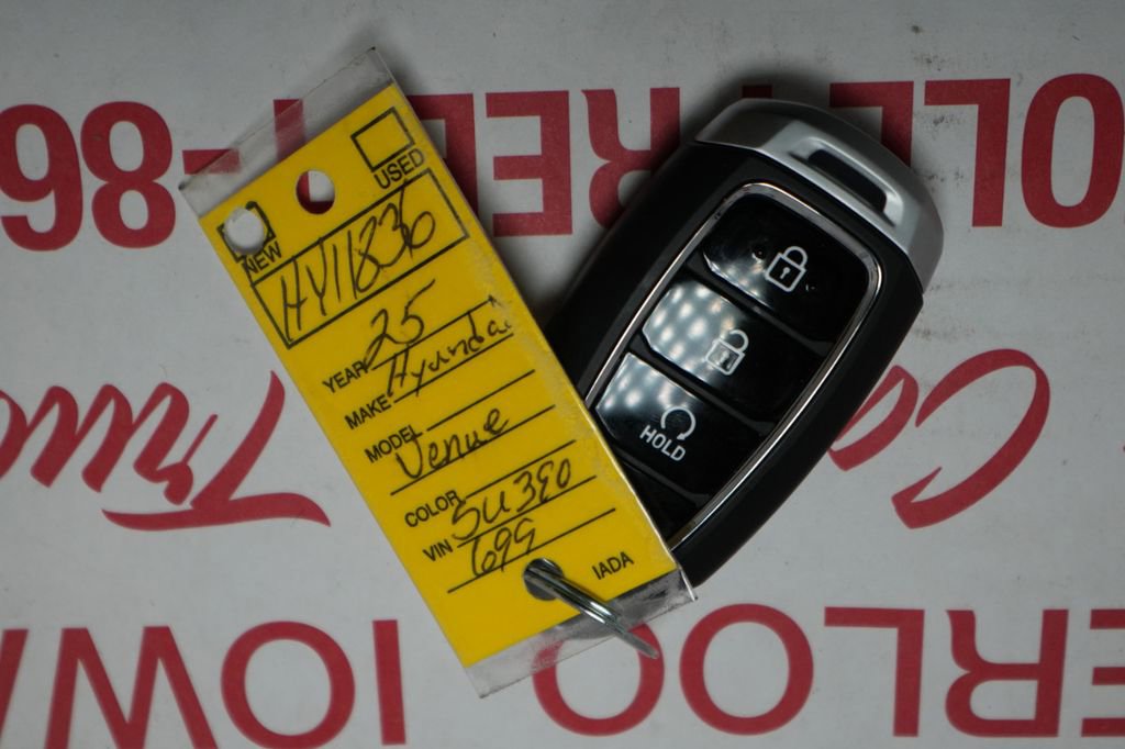 New 2025 Hyundai Venue Limited image 44