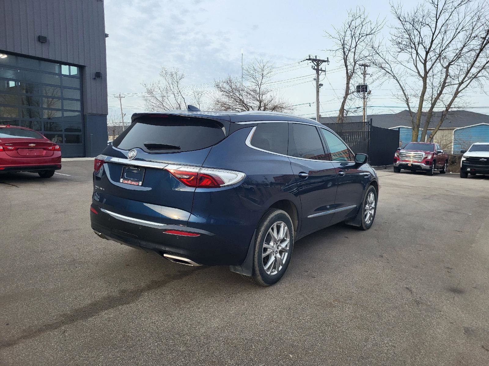 Used 2022 Buick Enclave Premium w/ Experience Buick Package image 3
