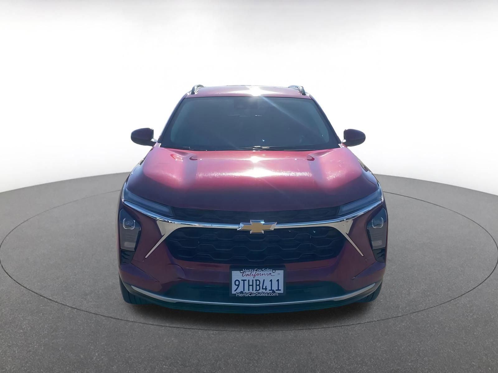 Used 2025 Chevrolet Trax LT image 3
