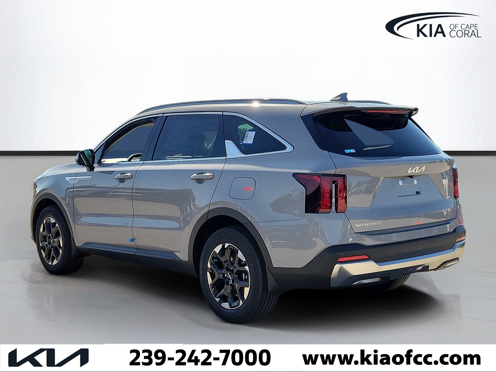 New 2026 Kia Sorento S w/ S Panoramic Sunroof Package FWD image 4