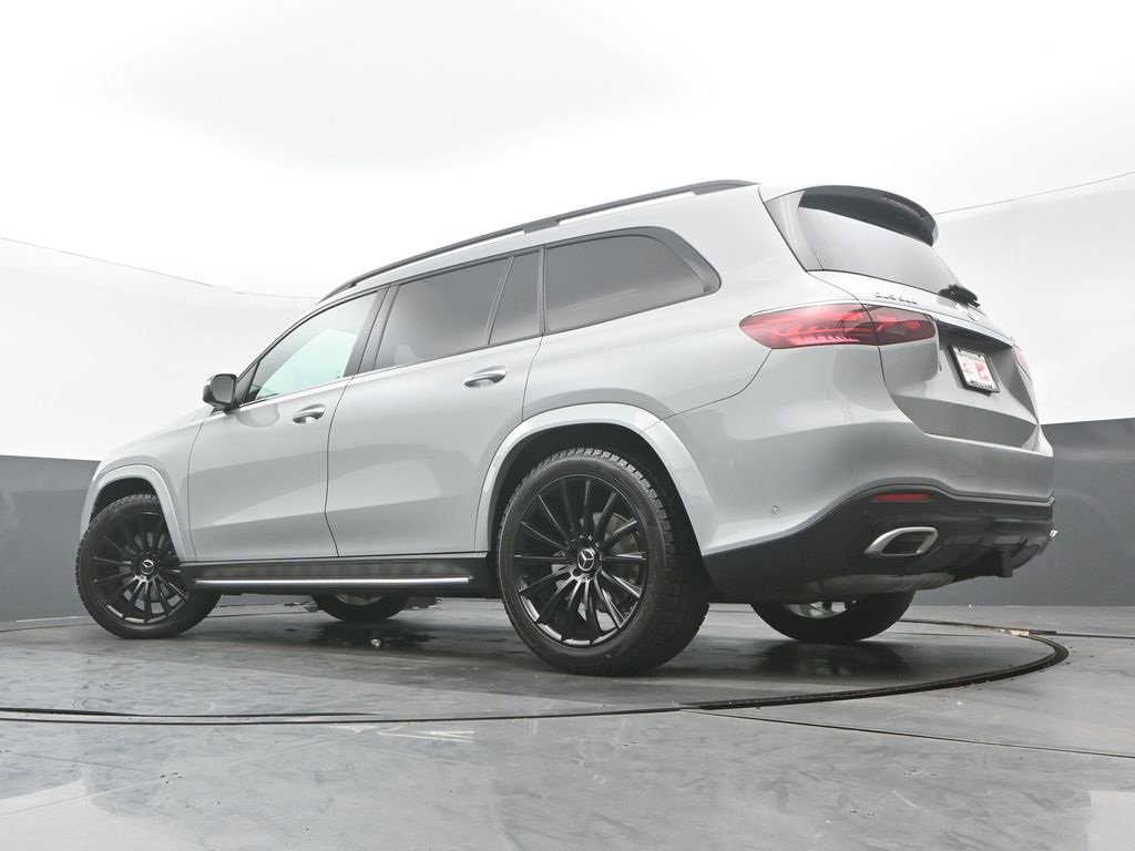 Used 2024 Mercedes-Benz GLS 580 4MATIC image 33