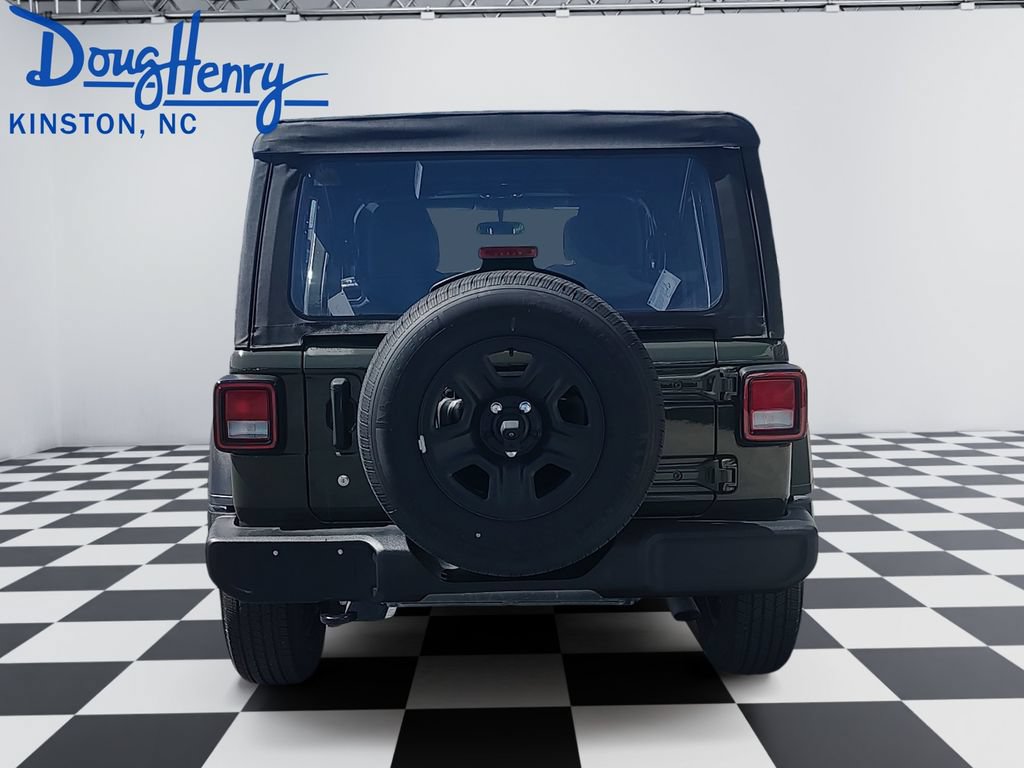 Used 2023 Jeep Wrangler Unlimited Sport AWD/4WD image 4