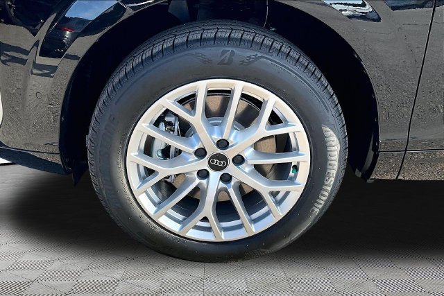 New 2026 Audi Q3 quattro 2.0T AWD/4WD image 8