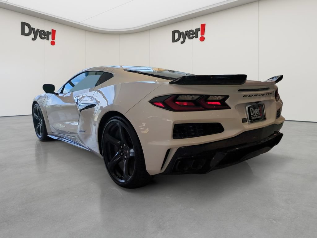 New 2025 Chevrolet Corvette E-Ray w/ Stealth Interior Trim Package AWD/4WD image 6