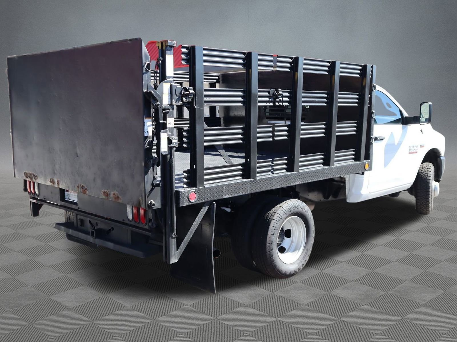 Used 2018 RAM 3500 Tradesman image 7