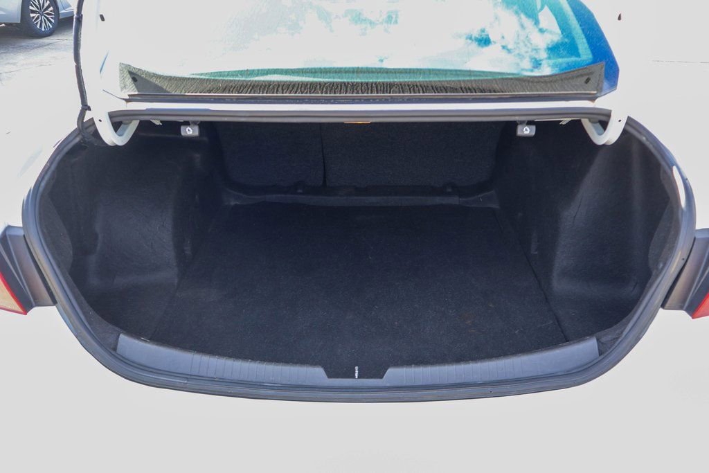 Used 2023 Chevrolet Malibu LT image 25