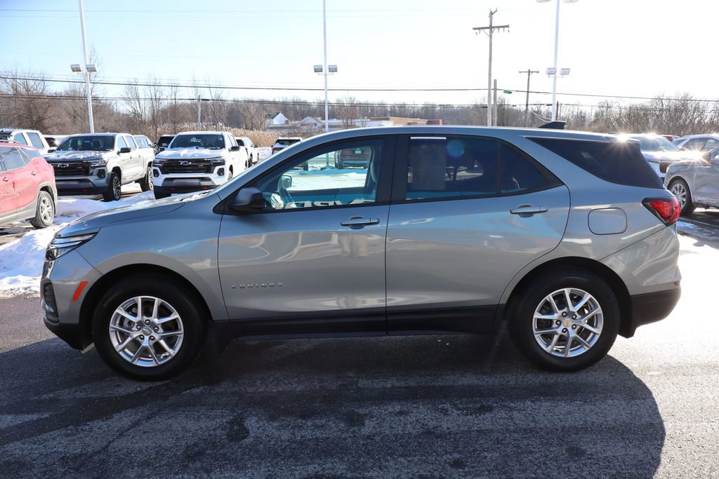 Used 2023 Chevrolet Equinox LS w/ LS Convenience Package image 26