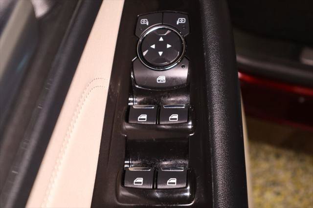 Used 2017 Ford Edge Titanium w/ Technology Package FWD image 34