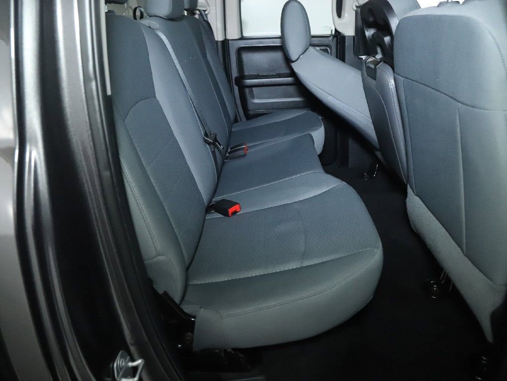 Used 2017 RAM 1500 Express w/ Express Value Package image 31