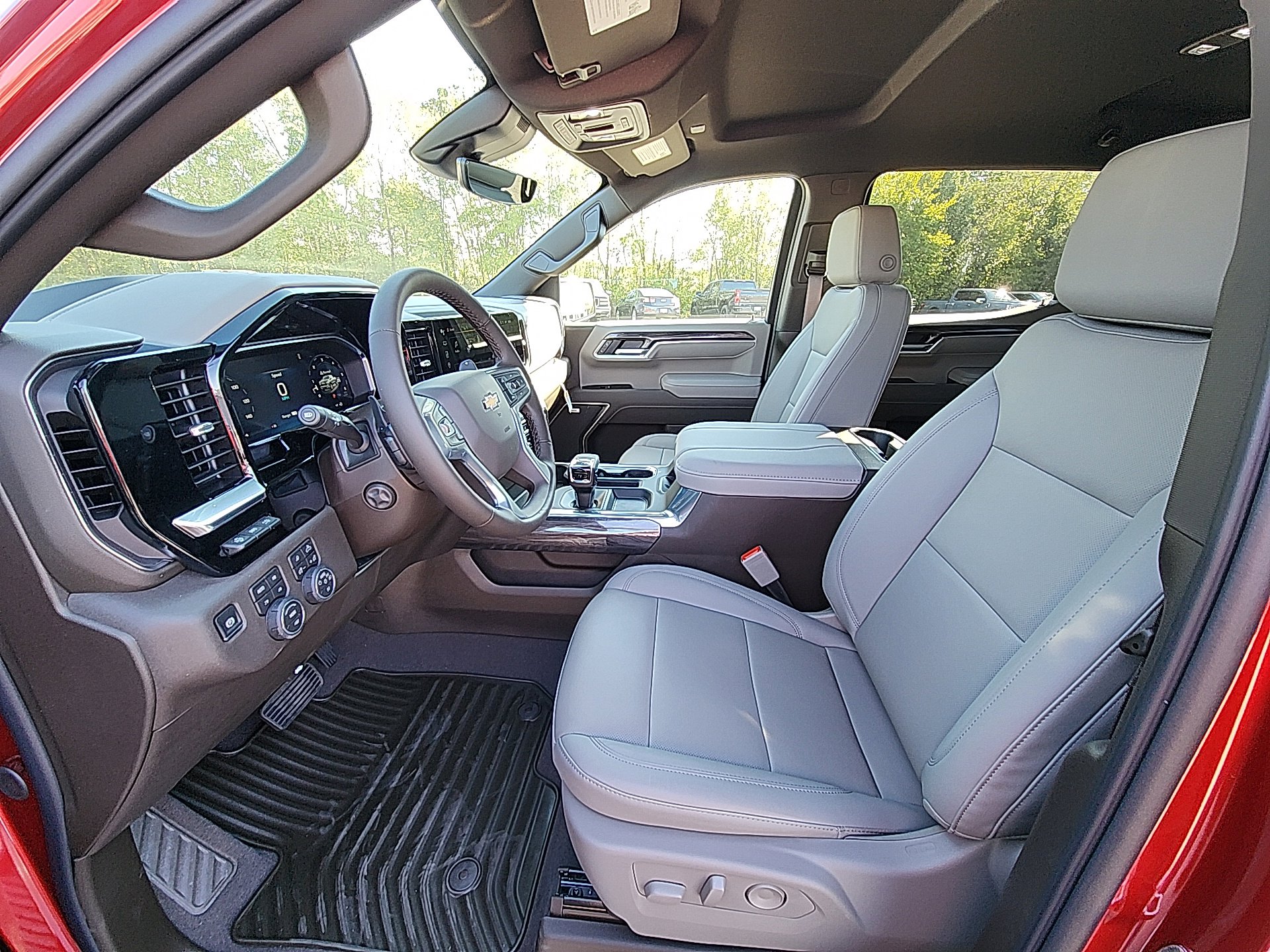 New 2026 Chevrolet Silverado 1500 LTZ w/ Technology Package image 16