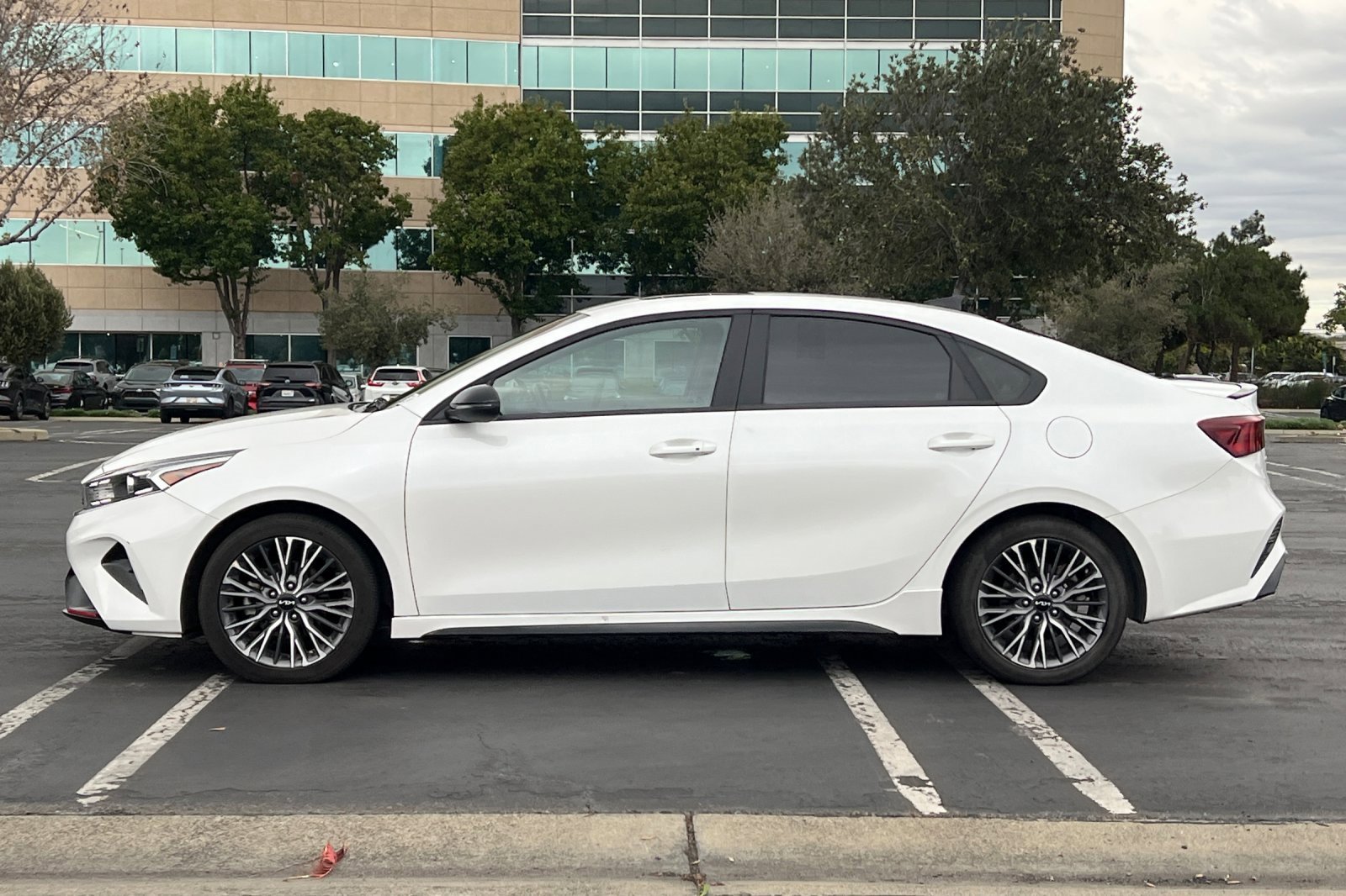 Certified 2022 Kia Forte GT-Line w/ GT-Line Premium Package image 8