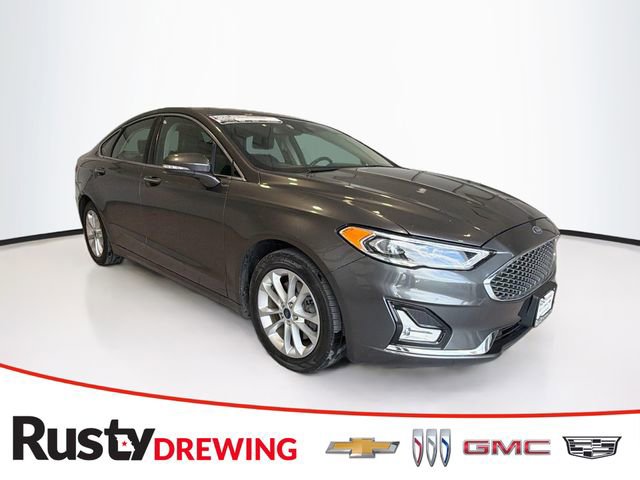 Used 2019 Ford Fusion Energi Titanium image 1