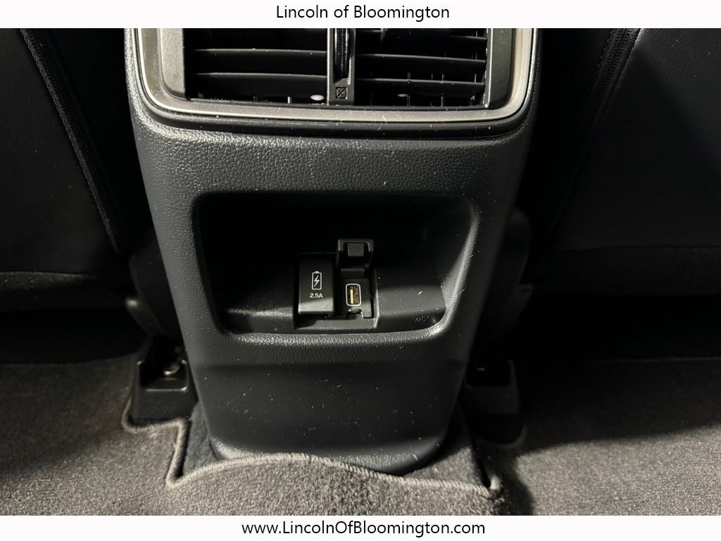 Used 2022 Honda CR-V Touring image 11