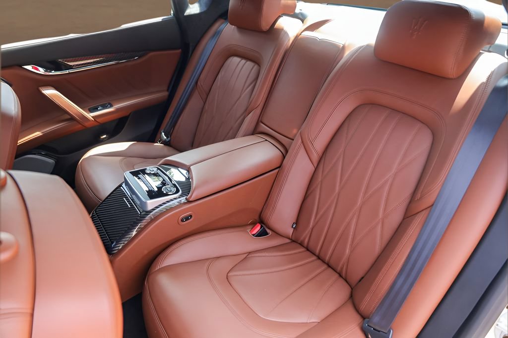 Used 2019 Maserati Quattroporte GTS GranLusso RWD image 25
