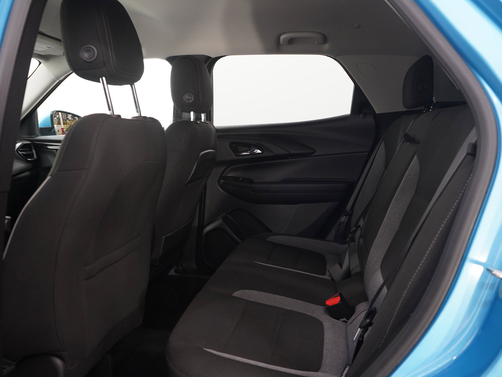 Used 2025 Chevrolet TrailBlazer LT w/ Convenience Package AWD/4WD image 15
