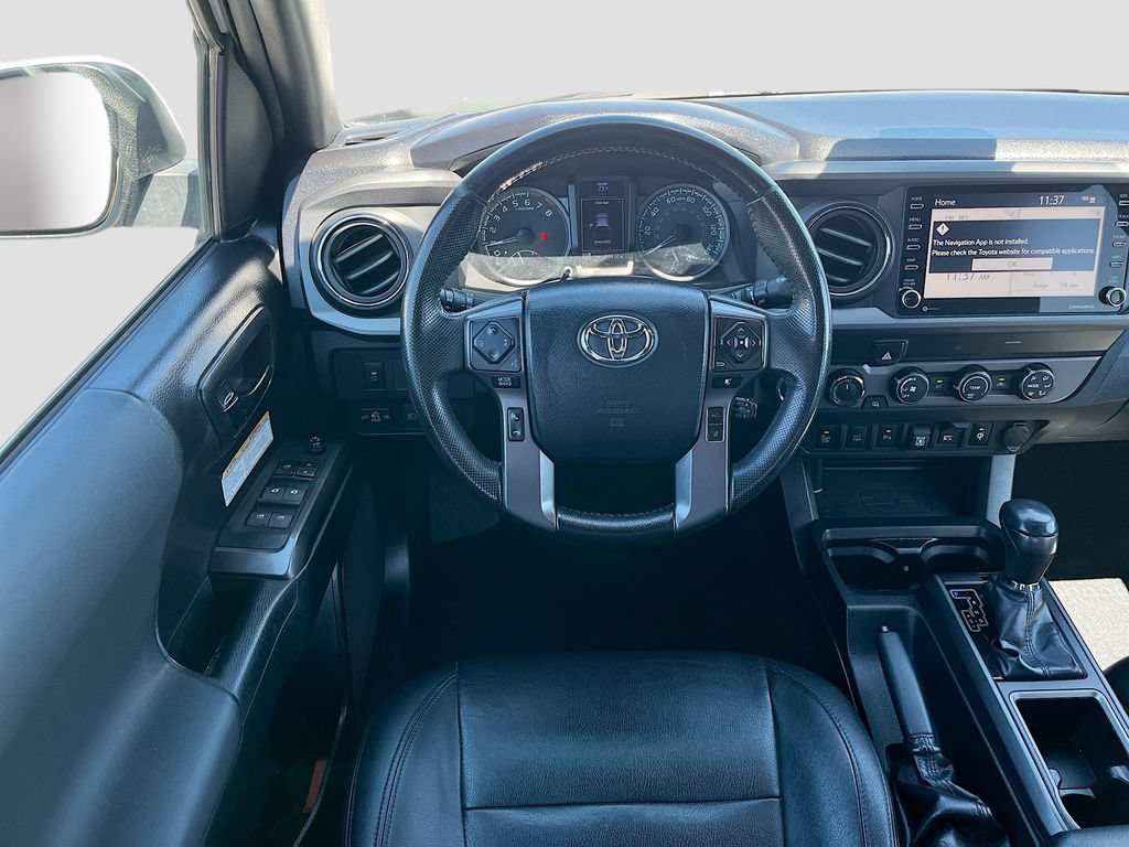 Used 2020 Toyota Tacoma TRD Off-Road w/ Technology Package AWD/4WD image 21